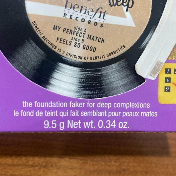 Benefit Discontinued Some Kind-A Gorgeous Deep Complexion Foundation 0.34 oz - Picture 2 of 6